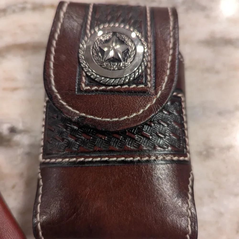 Leather Wallet w / Cow Hide Concho Embellishments & Flip Phone / Tool Case